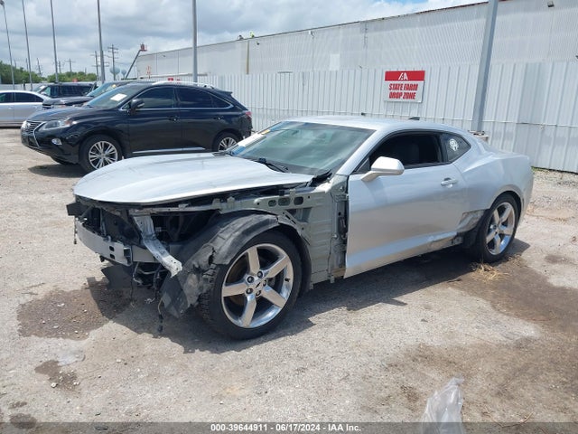 Chevrolet Camaro 1lt 2018 1G1FB1RX8J0116020 Image 2