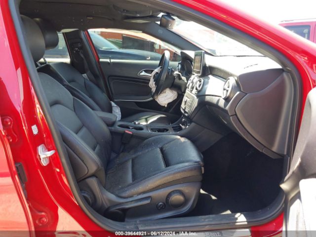 WDCTG4GBXGJ223393 Mercedes-Benz Gla 250 4matic