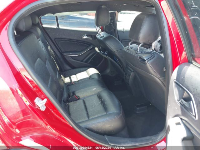 WDCTG4GBXGJ223393 Mercedes-Benz Gla 250 4matic