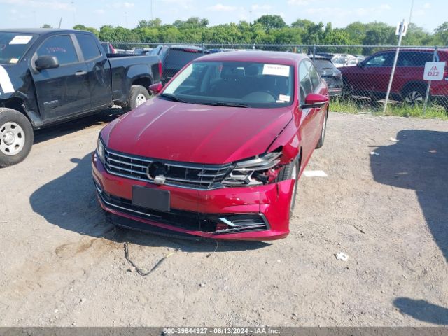 1VWAA7A35JC018610 Volkswagen Passat 2.0t R-line/2.0t S