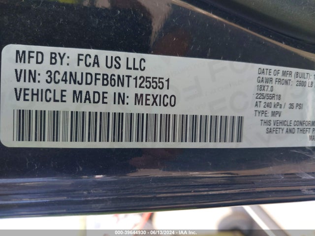 3C4NJDFB6NT125551 Jeep Compass Latitude Lux 4x4