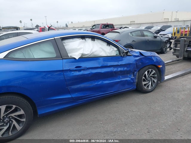 Honda Civic Lx 2017 2HGFC4B55HH303947 Image 17