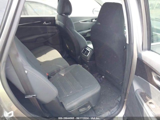KIA Sorento 3.3l Lx 2016 5XYPGDA53GG141225 Image 8