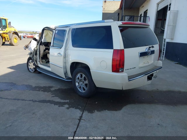 2007 CADILLAC ESCALADE ESV 1GYFK66857R244084 Photo 2