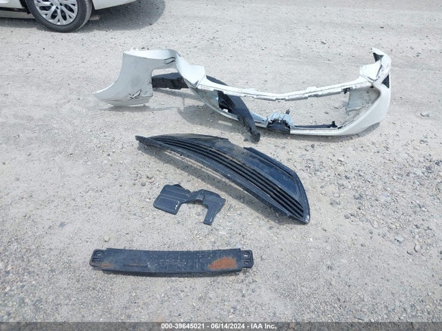 Toyota COROLLA LE 2019 5YFBURHE0KP902030 Image 12