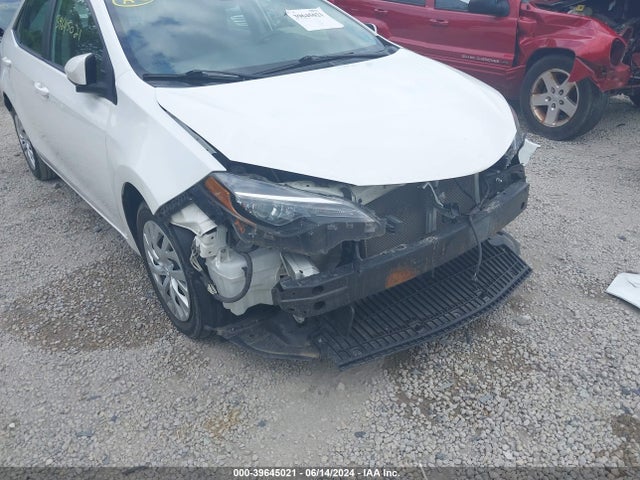 Toyota COROLLA LE 2019 5YFBURHE0KP902030 Image 18