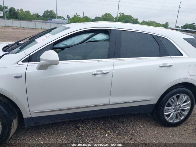 1GYKNCRS5HZ218369 Cadillac Xt5 Premium Luxury