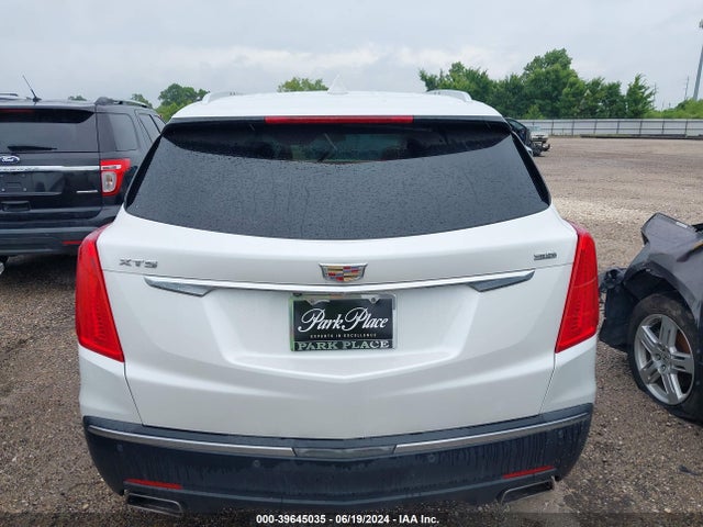 1GYKNCRS5HZ218369 Cadillac Xt5 Premium Luxury