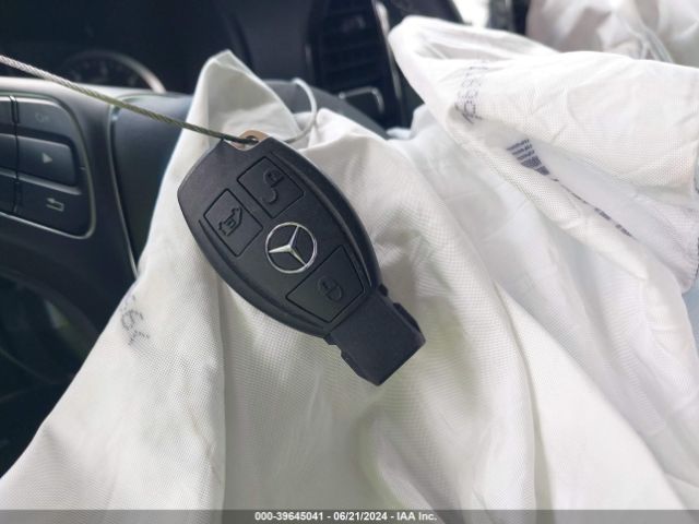 2022 MERCEDES-BENZ METRIS W1WV0FEY0N4184481 Photo 10