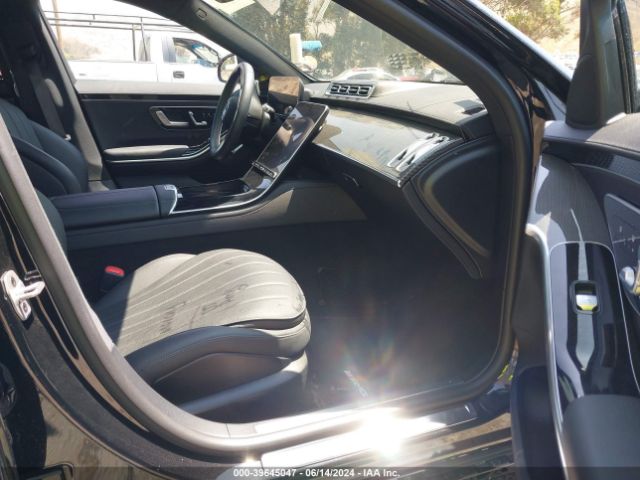 W1K6G6DB0PA223749 Mercedes-Benz S 500 4matic