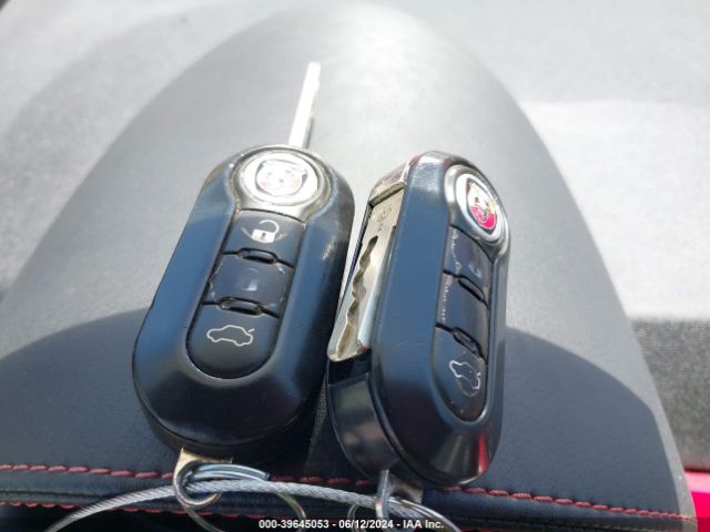 3C3CFFFH9FT598570 Fiat 500 ABARTH