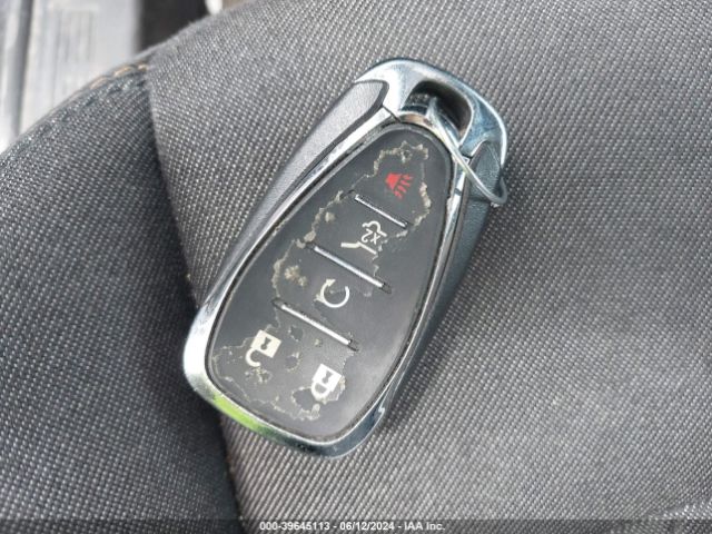 2GNAXUEV9K6178695 Chevrolet EQUINOX LT