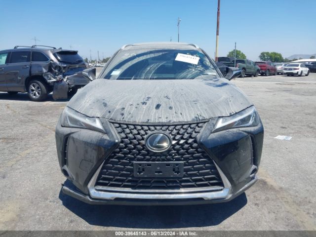JTHY3JBH5K2014758 Lexus UX 200