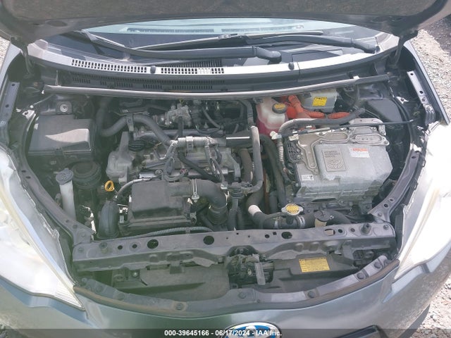 Toyota Prius C Four 2014 JTDKDTB36E1061974 Image 10