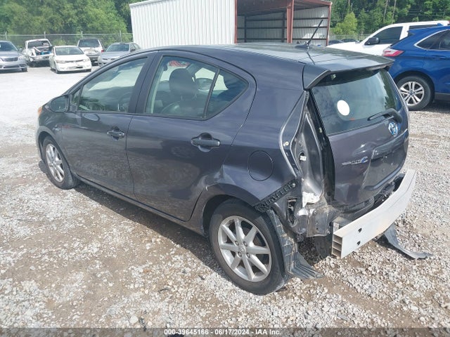 Toyota Prius C Four 2014 JTDKDTB36E1061974 Image 3