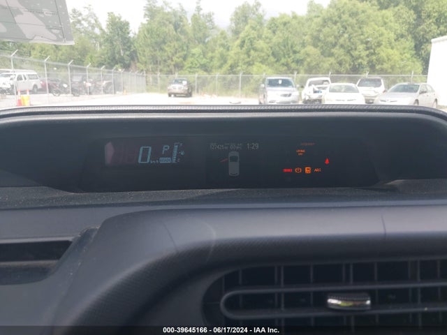 Toyota Prius C Four 2014 JTDKDTB36E1061974 Image 7
