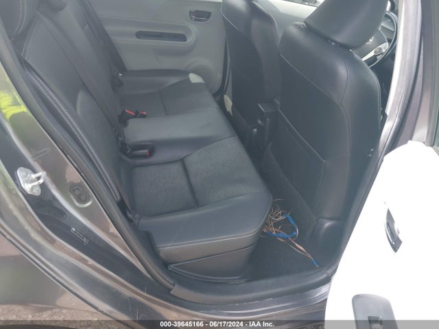 Toyota Prius C Four 2014 JTDKDTB36E1061974 Image 8