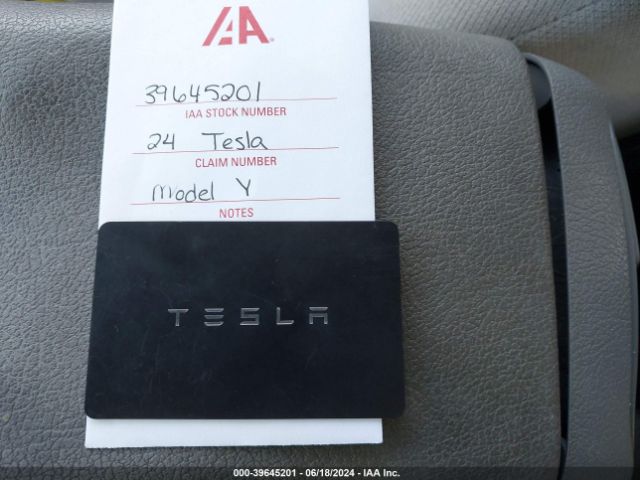 7SAYGDED0RF047922 Tesla Model Y Rwd