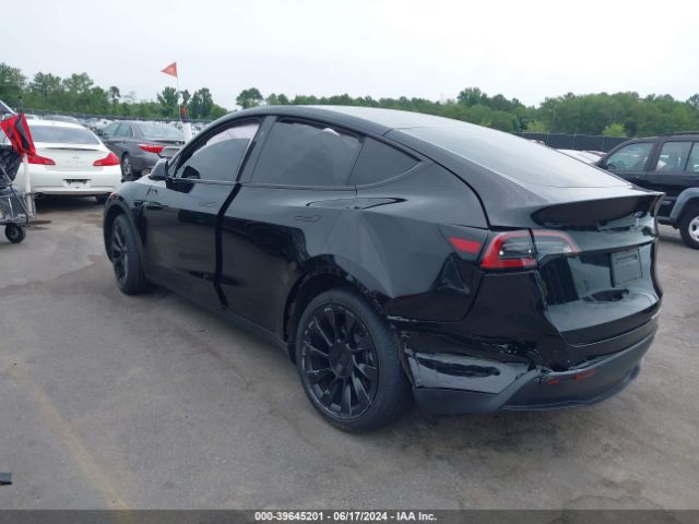 7SAYGDED0RF047922 Tesla Model Y Rwd