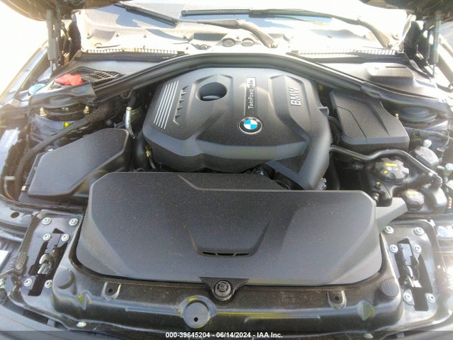BMW 330i Xdrive 2017 WBA8D9G35HNU65543 Image 10