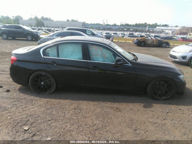 BMW 330i Xdrive 2017 WBA8D9G35HNU65543 Image 13