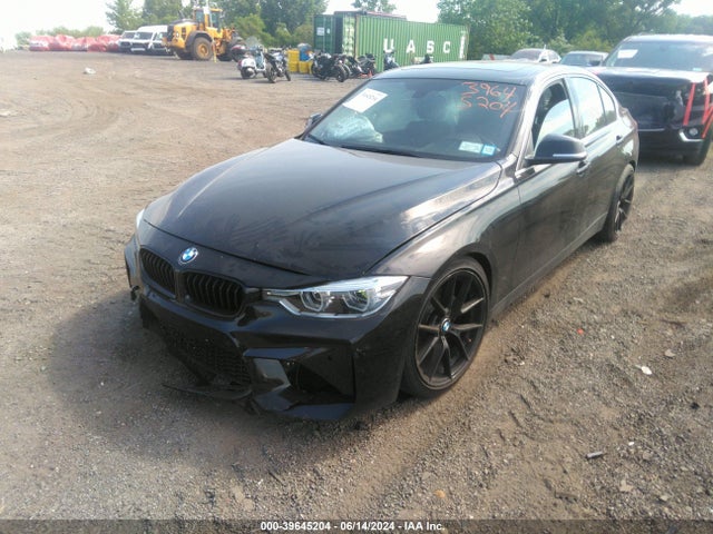 BMW 330i Xdrive 2017 WBA8D9G35HNU65543 Image 2