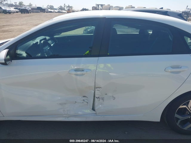 KIA Forte Lxs 2019 3KPF24AD2KE109051 Image 14