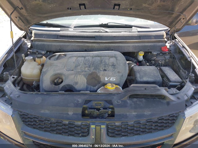 3C4PDCGG2JT379434 Dodge Journey Crossroad