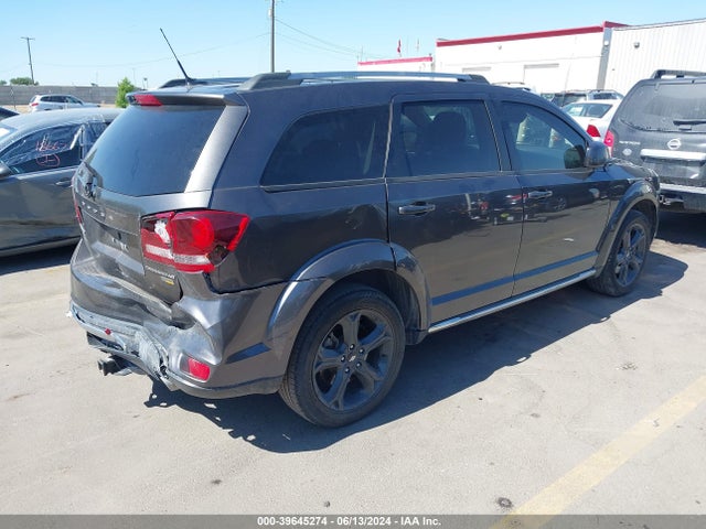 3C4PDCGG2JT379434 Dodge Journey Crossroad