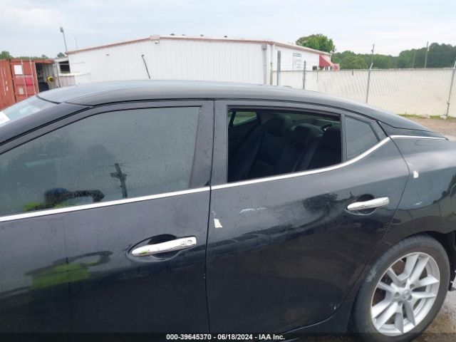 1N4AA6AP0JC374923 Nissan Maxima 3.5 Sv