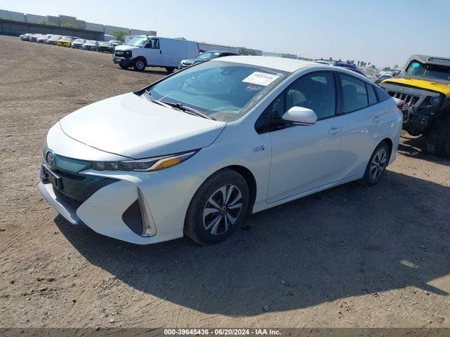 Toyota Prius Prime Premium 2019 JTDKARFP8K3114392 Image 2