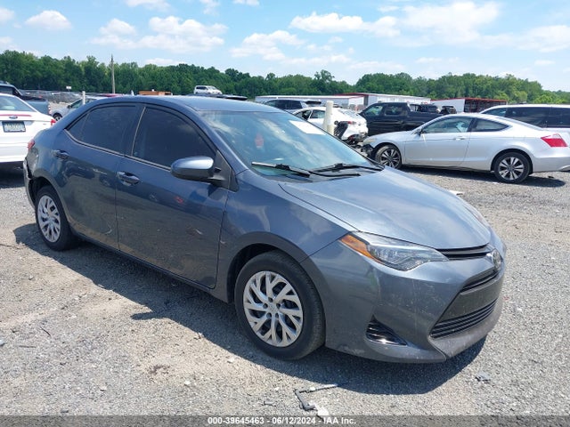 Toyota COROLLA LE 2017 2T1BURHE6HC942802 zdjęcie główne