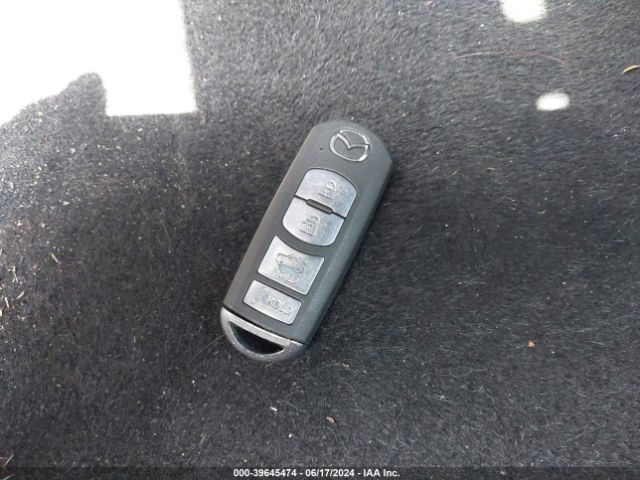 3MZBM1L78GM268942 Mazda Mazda3 I Touring