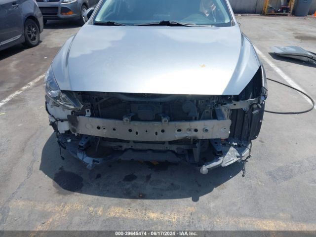 3MZBM1L78GM268942 Mazda Mazda3 I Touring