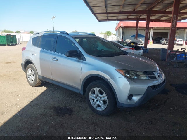 Toyota RAV4 LE 2015 2T3ZFREV7FW228144 main image