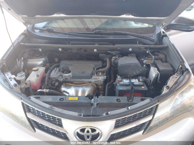 Toyota RAV4 LE 2015 2T3ZFREV7FW228144 Image 10