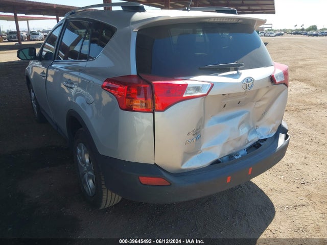 Toyota RAV4 LE 2015 2T3ZFREV7FW228144 Image 6