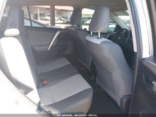 Toyota RAV4 LE 2015 2T3ZFREV7FW228144 Image 8