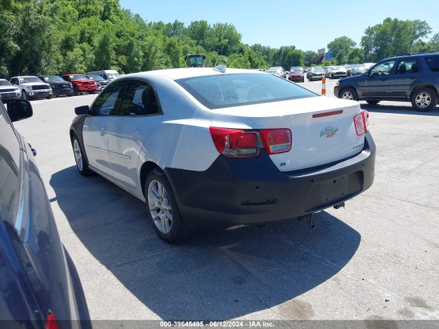 Chevrolet MALIBU 1LT 2015 1G11C5SLXFF353277 Image 3