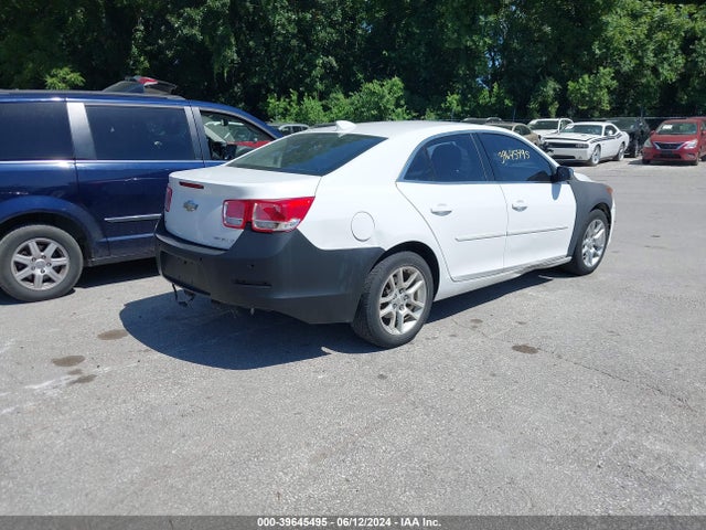 Chevrolet MALIBU 1LT 2015 1G11C5SLXFF353277 Image 4