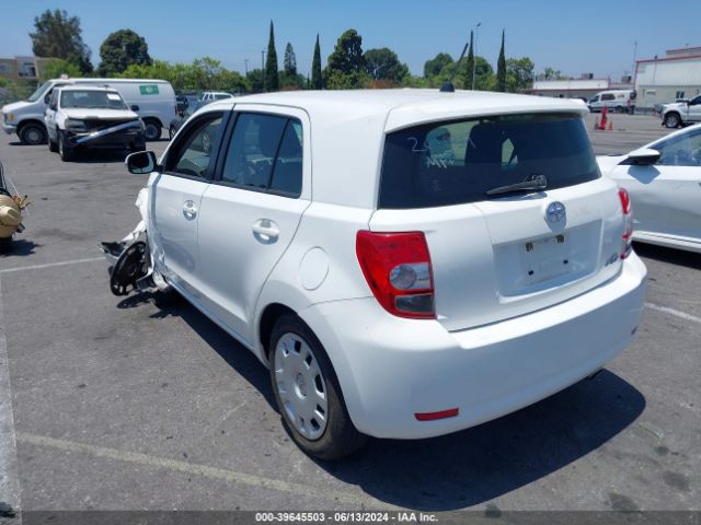 JTKKUPB44E1043031 Scion XD