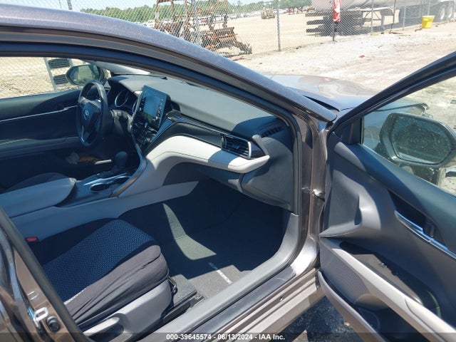 Toyota CAMRY LE 2023 4T1R11AK0PU741452 Image 5