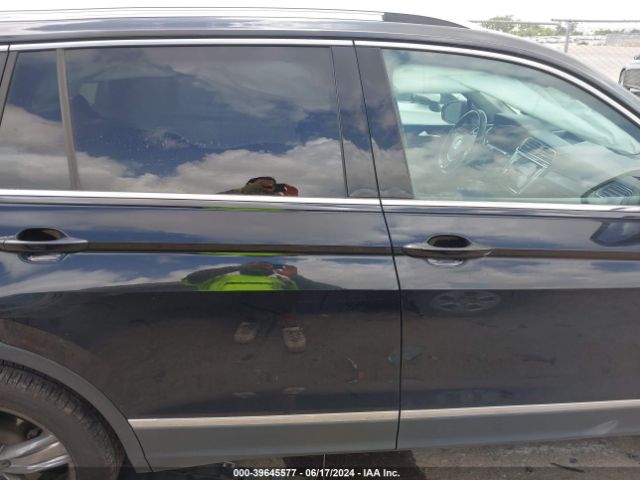 3VV3B7AX2LM115469 Volkswagen Tiguan