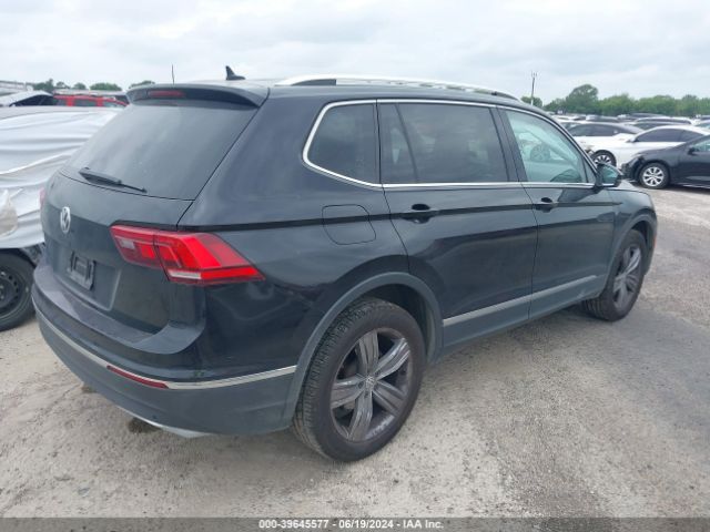 3VV3B7AX2LM115469 Volkswagen Tiguan