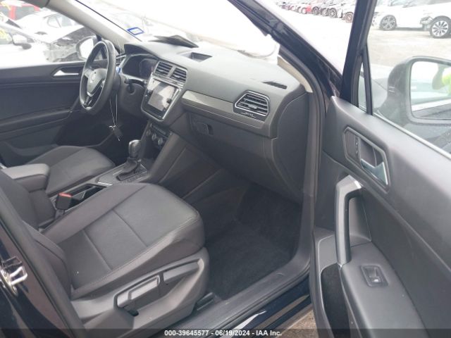 3VV3B7AX2LM115469 Volkswagen Tiguan