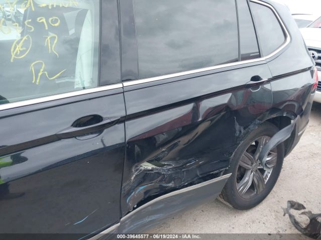 3VV3B7AX2LM115469 Volkswagen Tiguan