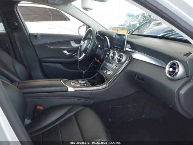 2017 MERCEDES-BENZ C 300 55SWF4JB8HU220935 Photo 4