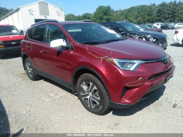 Toyota RAV4 LE 2018 2T3BFREV4JW762048 main image