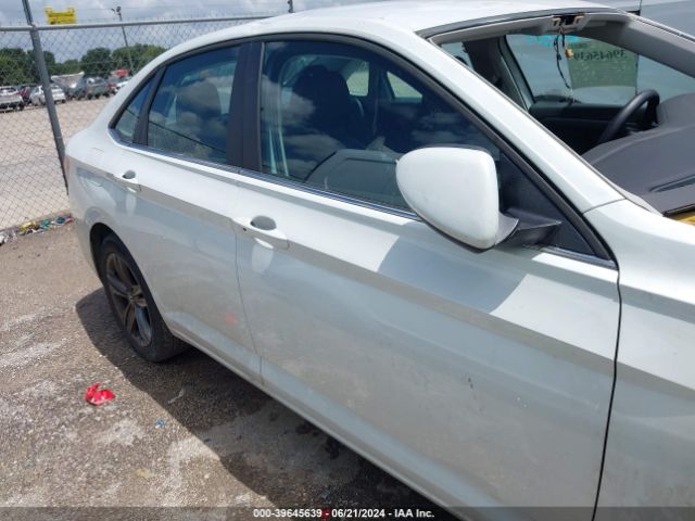 3VWEM7BUXPM031800 Volkswagen Jetta 1.5t Se