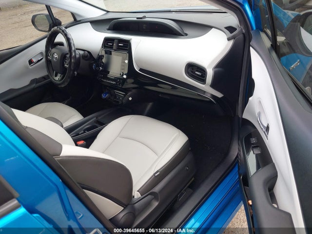 Toyota Prius Le Awd-e 2020 JTDL9RFU8L3019982 Image 5